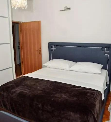 Flavija Apartment *